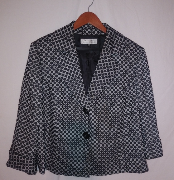 Tahari Jackets & Blazers - TAHARI LEVINE Black White Classic Blazer 16W Plus
